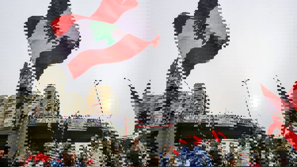 المودعون في لبنان يتحملون العبء الأكبر من خطة إنقاذ جديدة