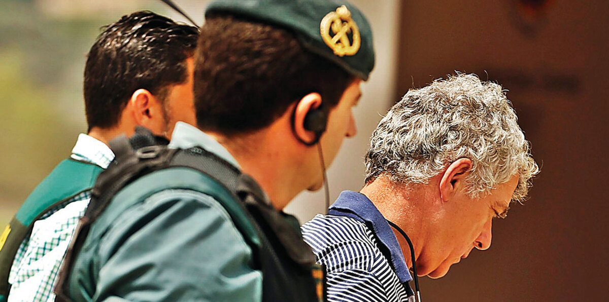 بعد القبض على بيار.. الغموض يكتنف مصير الكرة الإسبانية