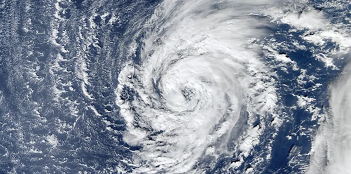 الأرصاد المغربية: الإعصار ليزلي بعيد عن المملكة