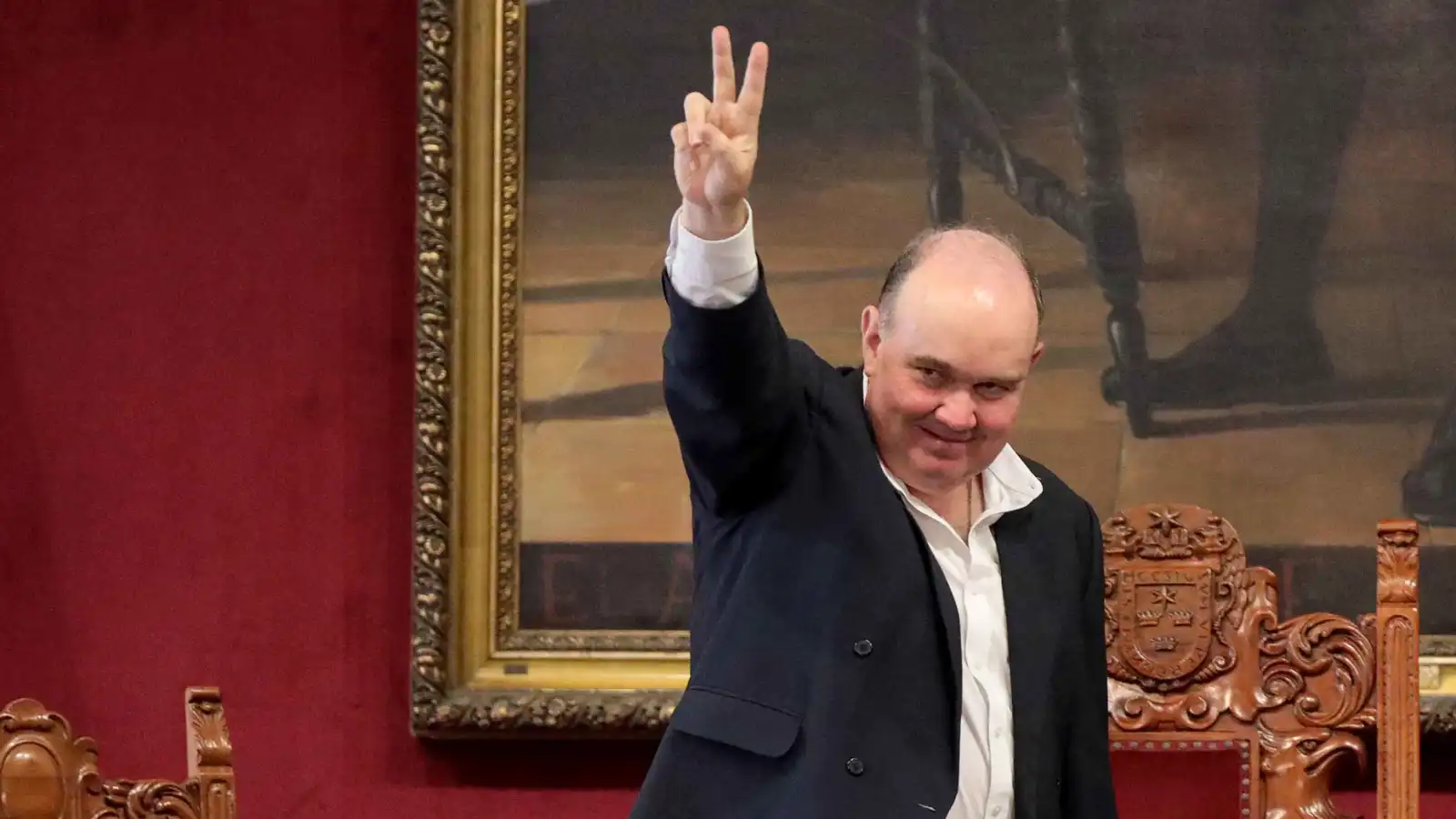 "ترامب بيرو".. صعود رافاييل ألياغا يهدد عرش النفوذ الصيني