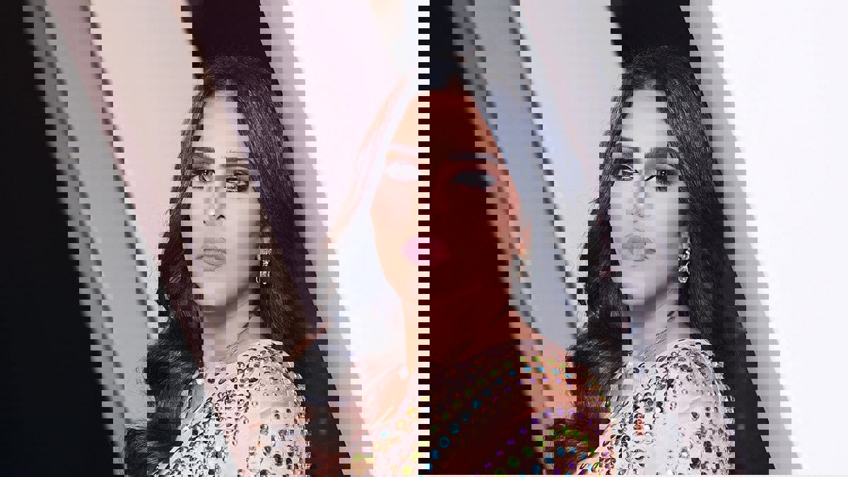 أحلام تكشف حقيقة تعاونها مع فرقة BTS الكورية