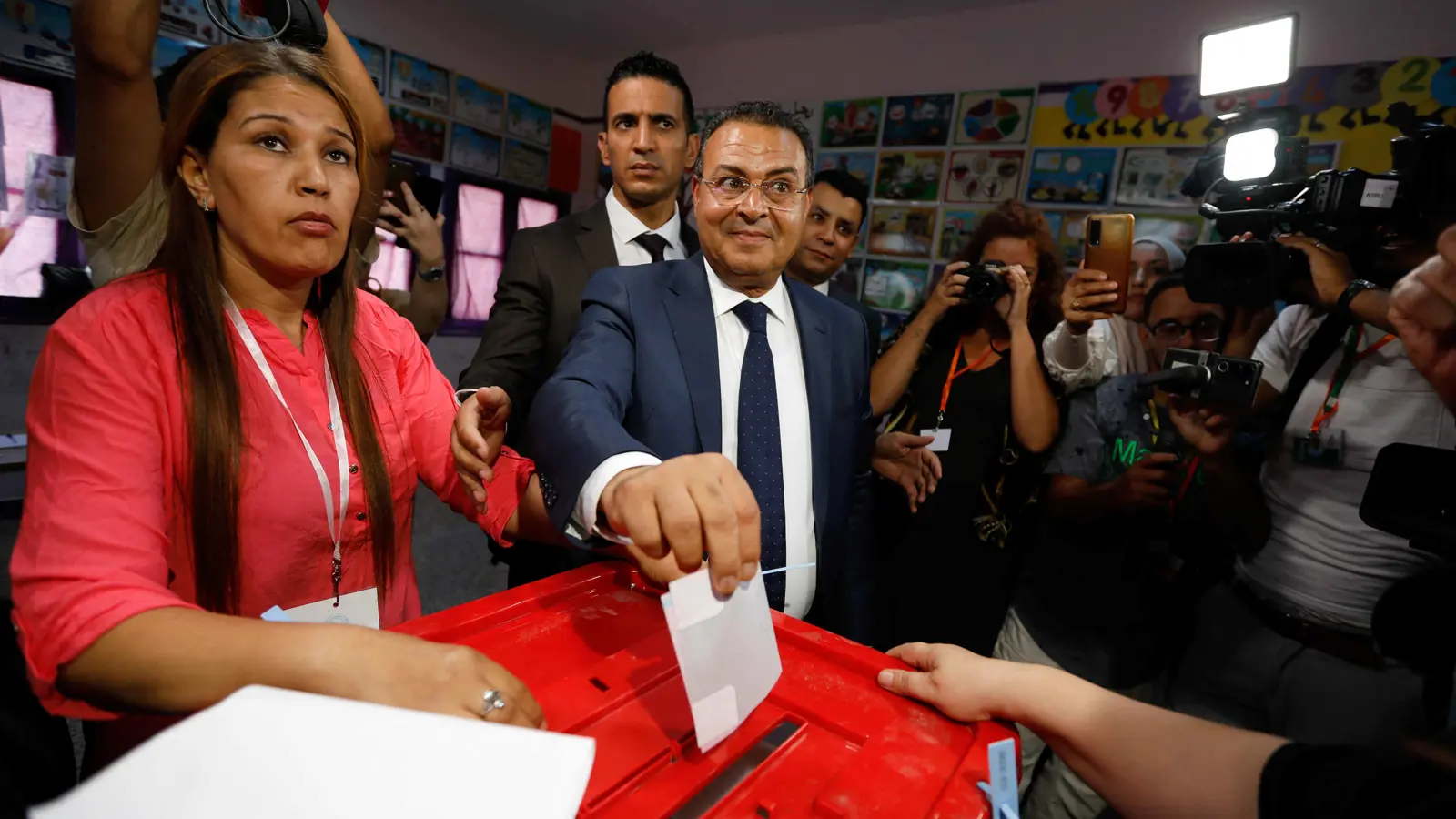 مأزق الإسلاميين.. هل تكتب الانتخابات التونسية نهاية فعلية للإخوان؟