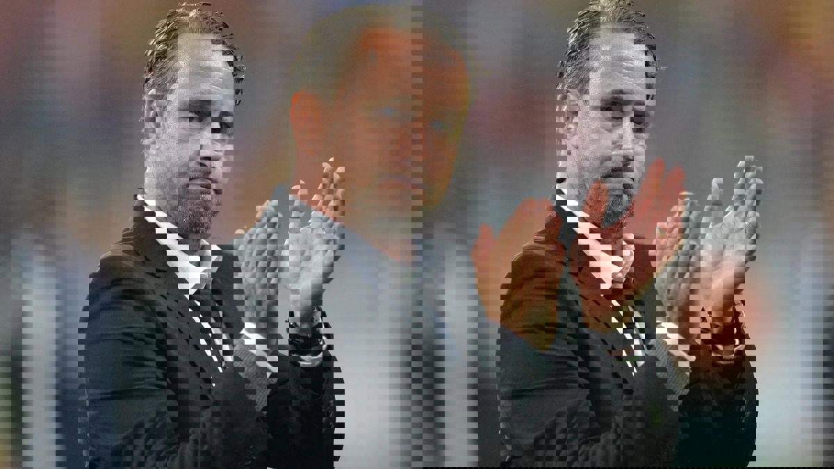 تقرير: الشباب السعودي يفاوض ريجيكامب