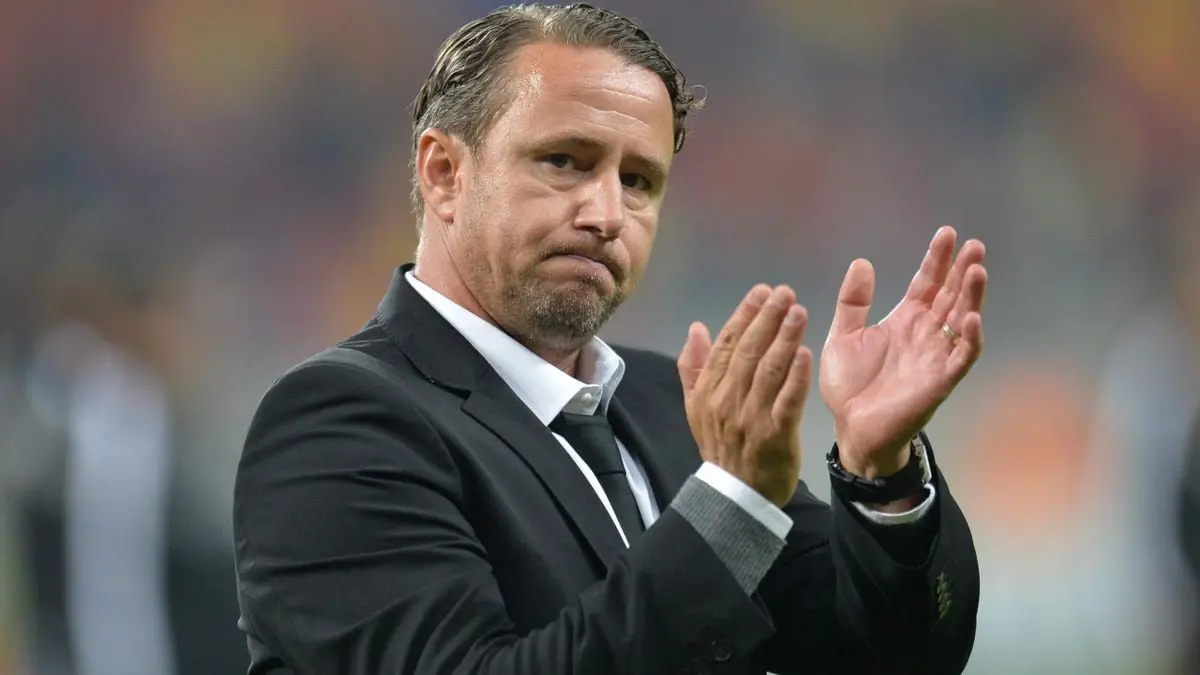 تقرير: الشباب السعودي يفاوض ريجيكامب