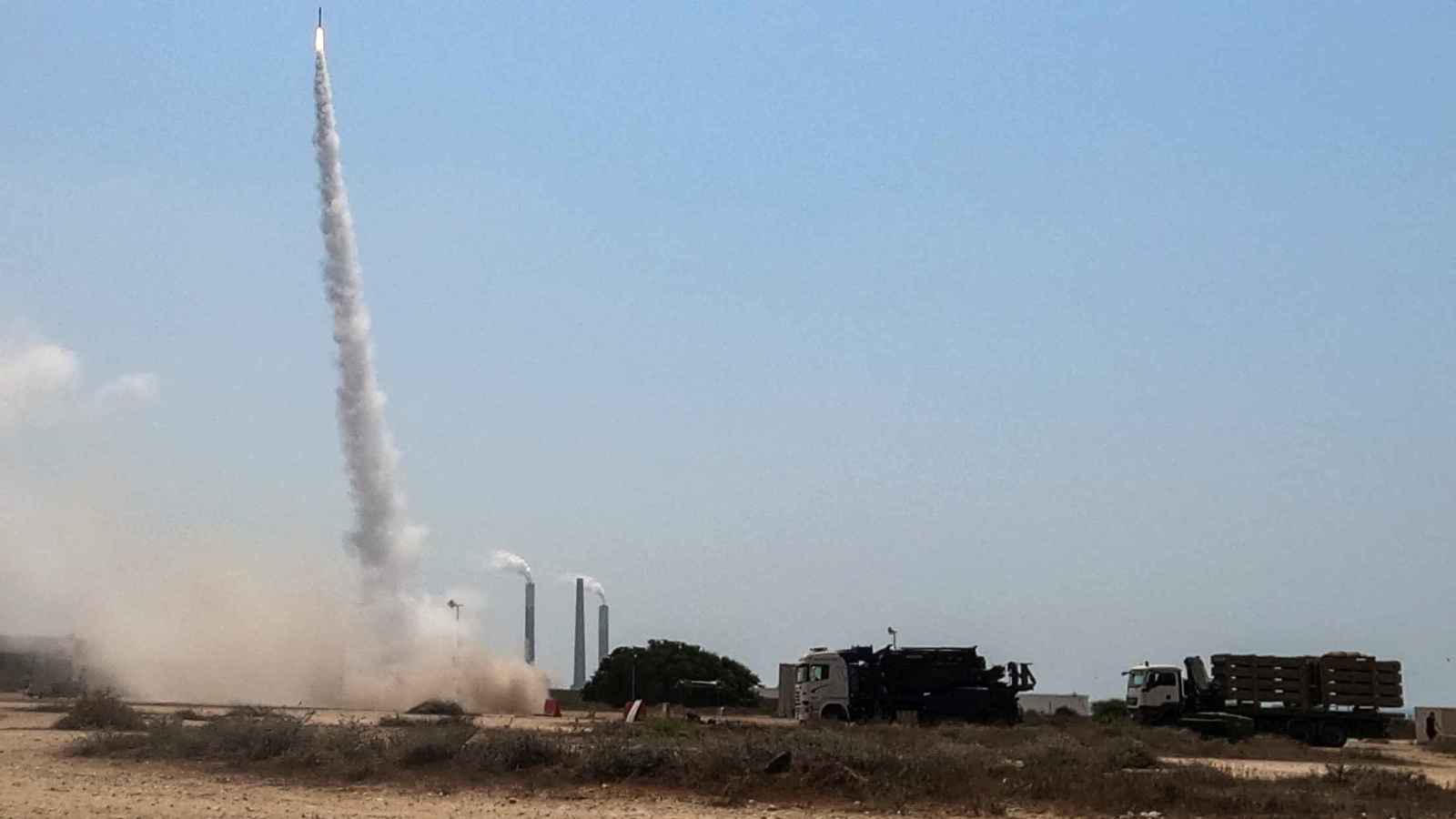 إسرائيل تعترض صاروخًا من أصل اثنين أطلقا من غزة على غلافها