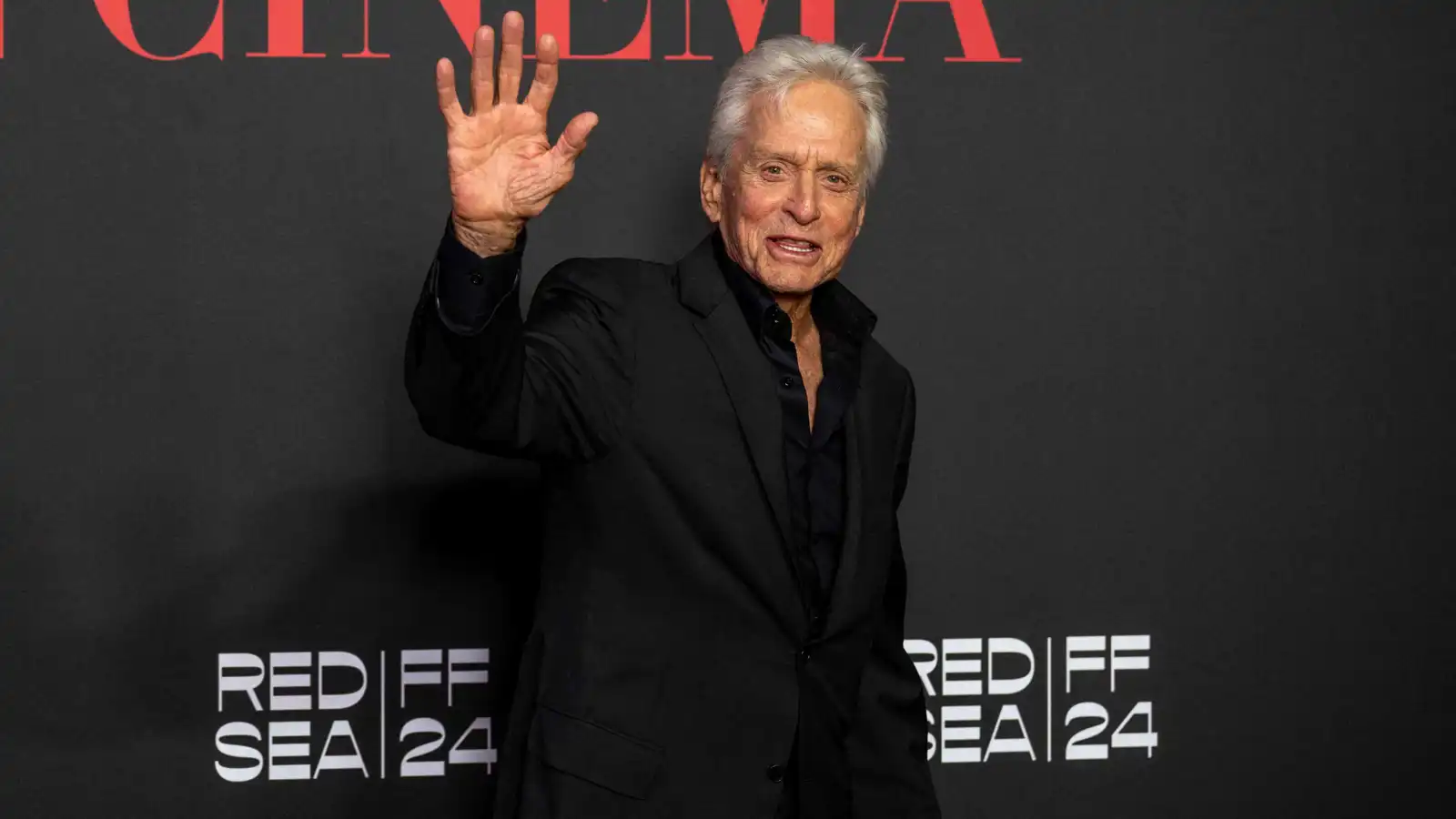 مايكل دوغلاس يجسد رونالد ريغان في مسلسل جديد