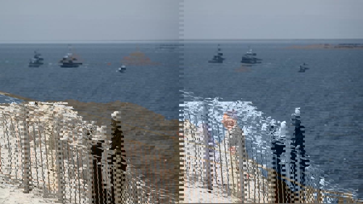 وفد قبرصي يزور لبنان ويبدي تفاؤلا حيال التوصل إلى اتفاق  ترسيم الحدود البحرية