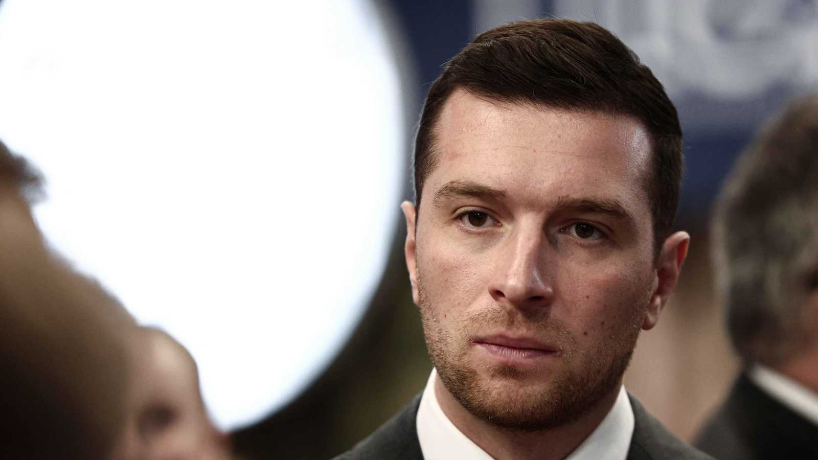 بعد استضافته زعيم اليمين المتطرف.. مطعم فرنسي يدفع الثمن