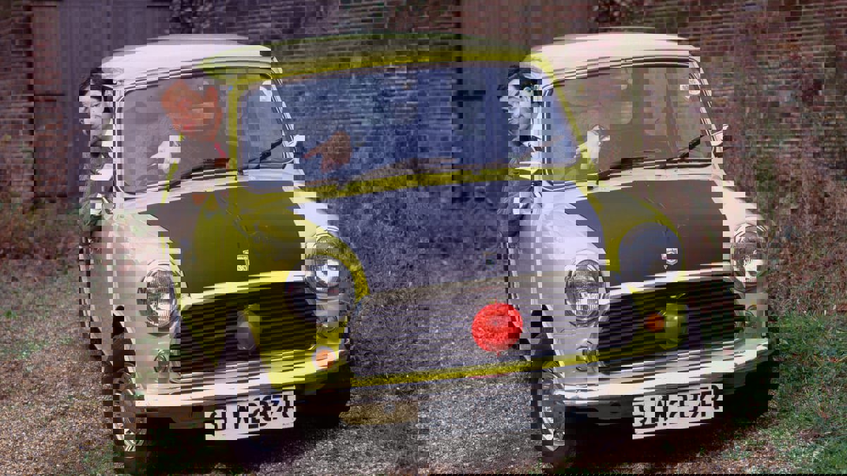 انتقادات لـ"مستر بين" بسبب رأيه في السيارات الكهربائية