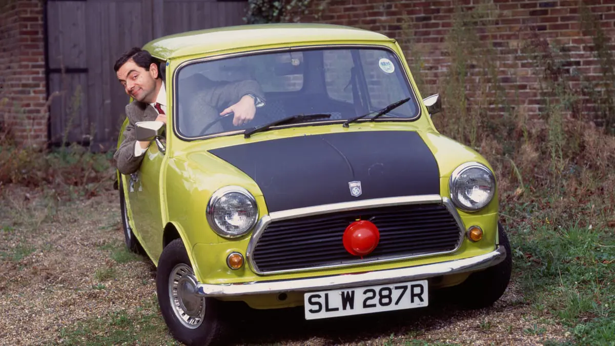 انتقادات لـ"مستر بين" بسبب رأيه في السيارات الكهربائية