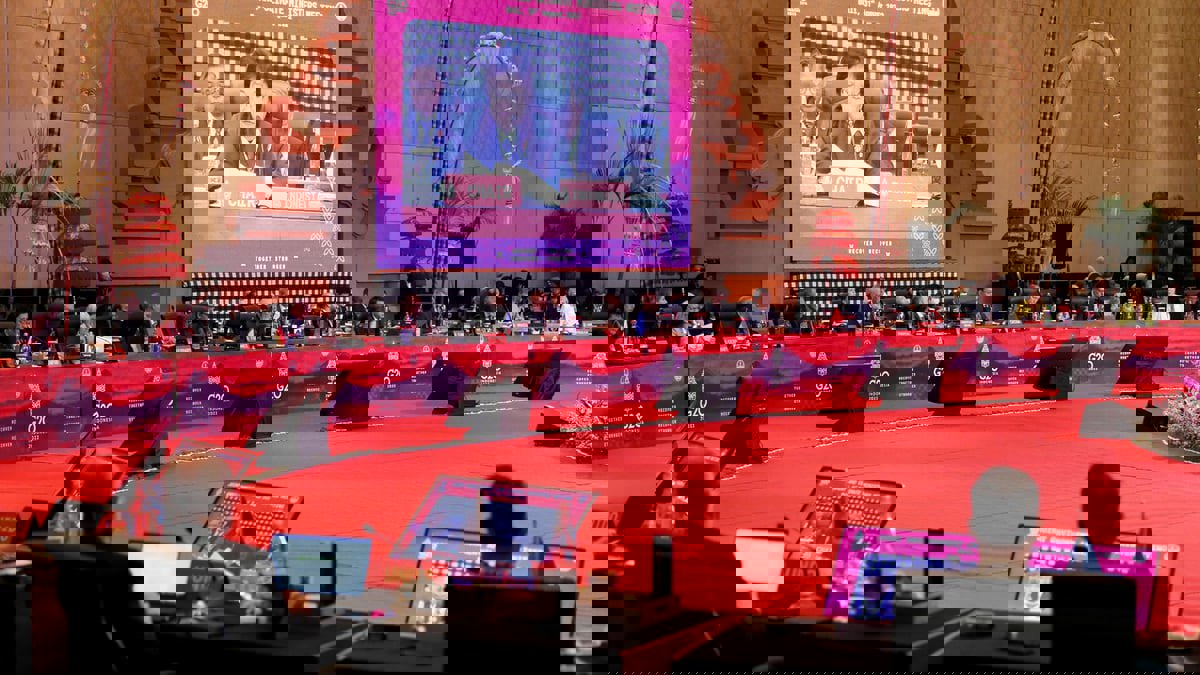 مجموعة العشرين تتعهد بتسريع الانتقال إلى طاقة أنظف