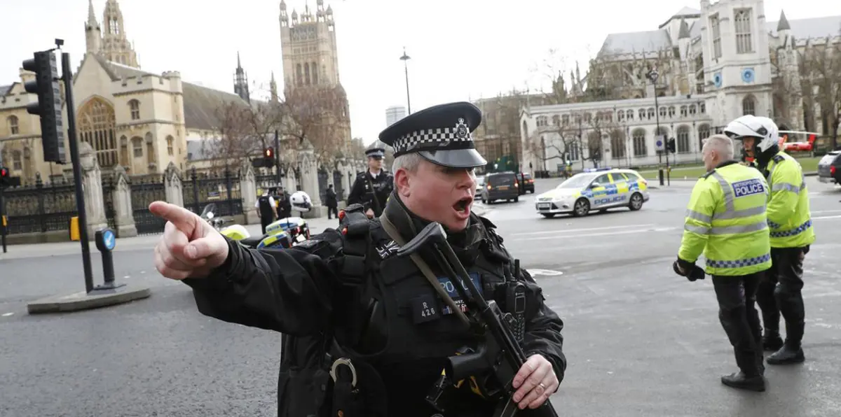 الشرطة تطلق سراح سائق المركبة الذي صدم 11 شخصًا في لندن