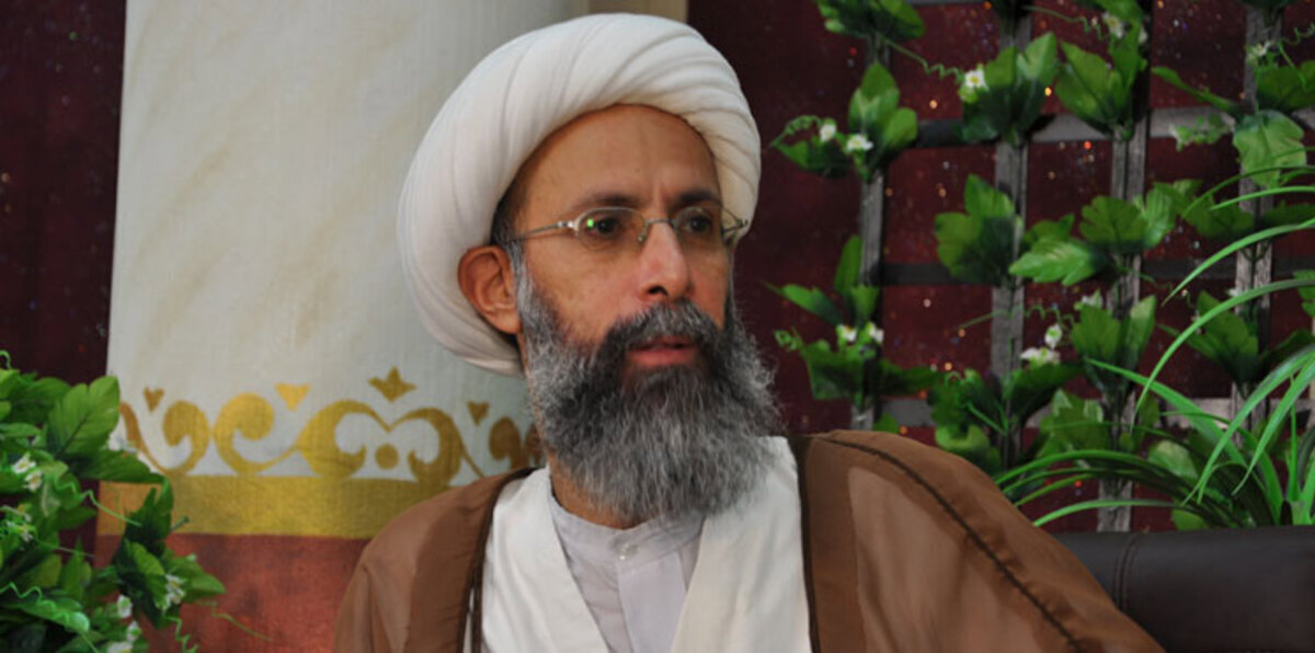 نمر النمر.. مسلّح في هيئة رجل دين مسالم