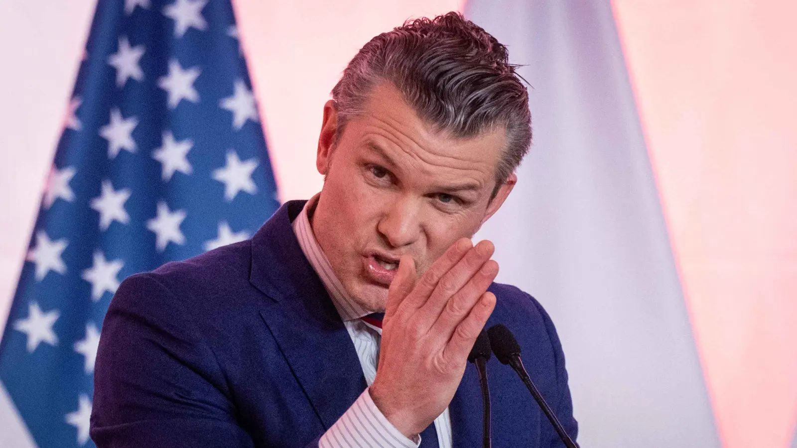 هيغسيث: أمريكا ستنفذ مزيداً من العمليات ضد عصابات المخدرات