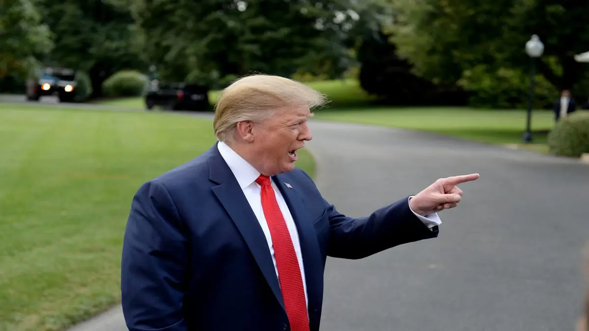 وزير الدفاع الأمريكي السابق: ترامب طرح فكرة إطلاق النار على أرجل محتجين