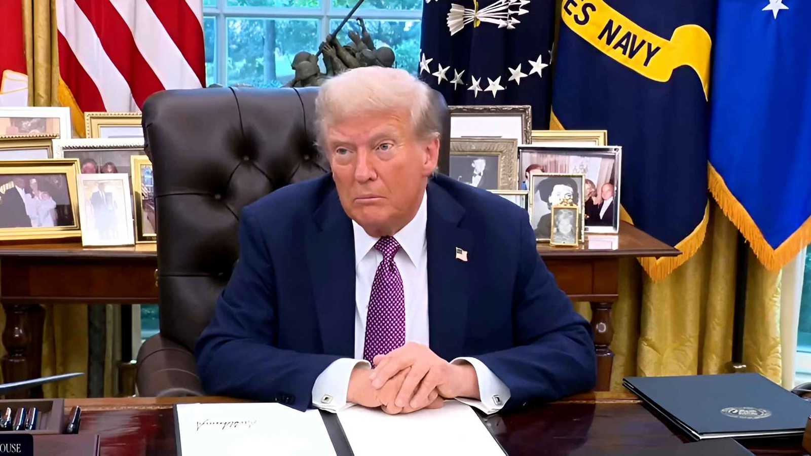 ترامب يكشف عن "مفاوضات معمقة" مع حماس ويطالب بإطلاق سراح كل الرهائن