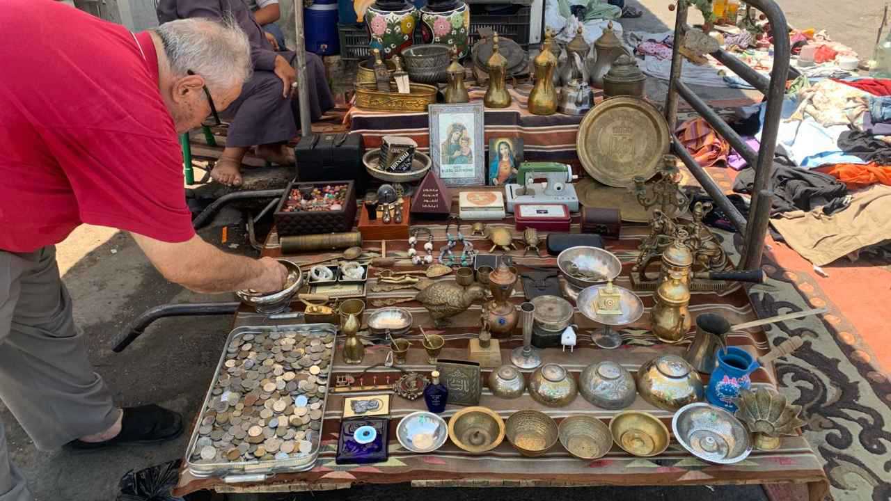 "سوق الحرامية" بدمشق.. "إرم نيوز" يقف على غرائب المعلم المثير (صور)