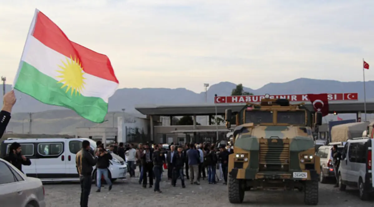 قوات البشمركة تضعف داعش في كوباني دون أن تهزمه