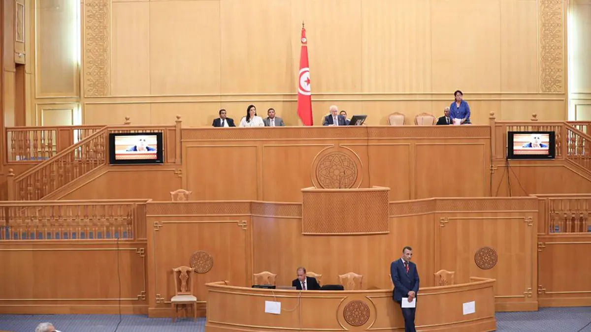 خلال جلسة مساءلة الغنوشي....فوضى غير مسبوقة بالبرلمان التونسي (فيديو)