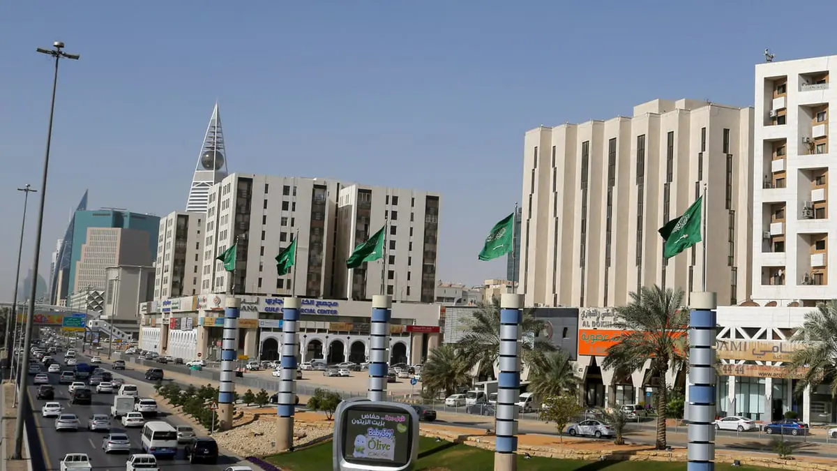 تشكيك بـ"العصامية" ورحلة الصعود.. رواد أعمال شبان يثيرون جدلا واسعا في السعودية