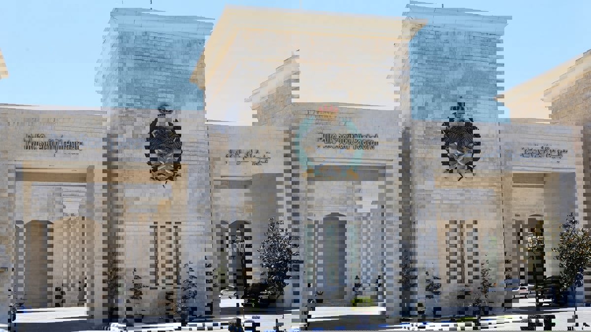 الأردن.. فتح تحقيق بعد ضرب وتقييد طالبة داخل مدرسة في عمّان