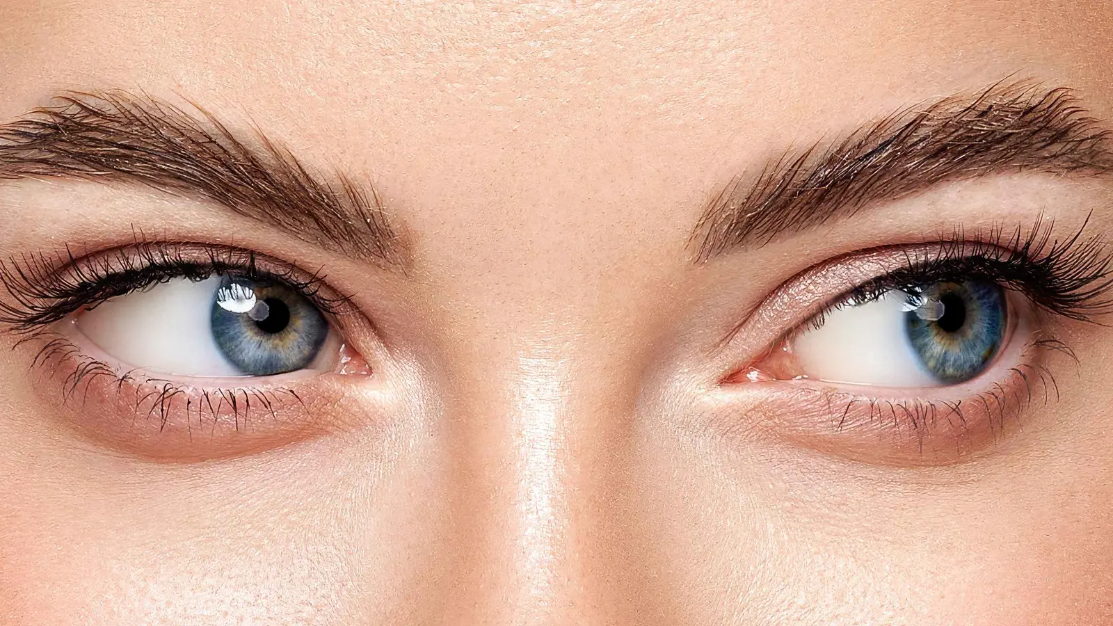 عملية تغيير لون العين.. حلم جمالي محفوف بالمخاطر