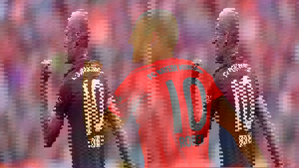 هل يعود أريين روبن عن قرار اعتزال كرة القدم؟