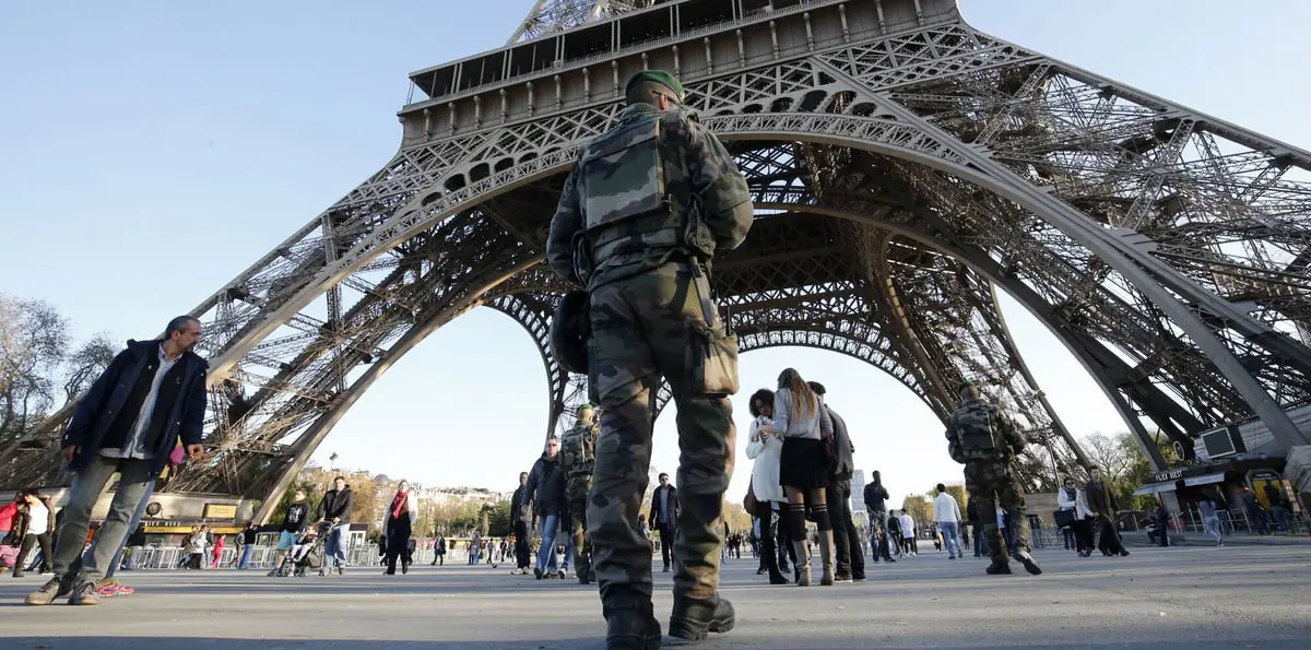 احتجاز عائلة "داعشي" فرنسي في الموصل يحرج السلطات بباريس