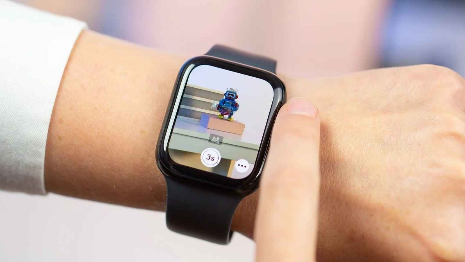 ساعة "أبل" المستقبلية.. هل تصبح عينك "الرقمية"؟