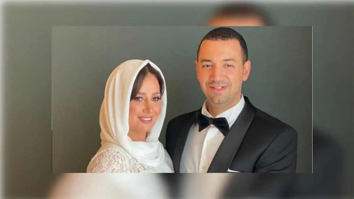 هل انفصلت حلا شيحة عن معز مسعود؟