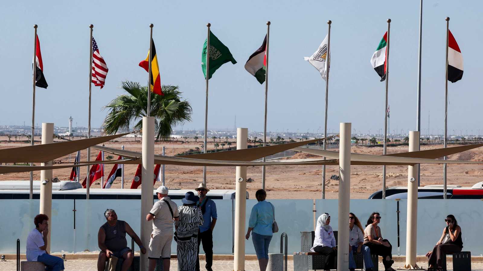 في غياب إسرائيل.. ترامب يدعو إيران لقمة "شرم الشيخ" ويزيد قائمة المشاركين