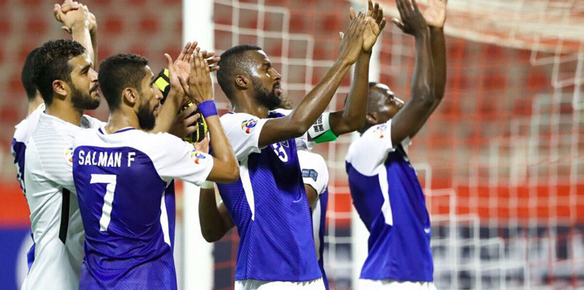 مشجع متعصب يدعو الله أمام الكعبة لخسارة نادي الهلال نهائي دوري أبطال آسيا (فيديو)