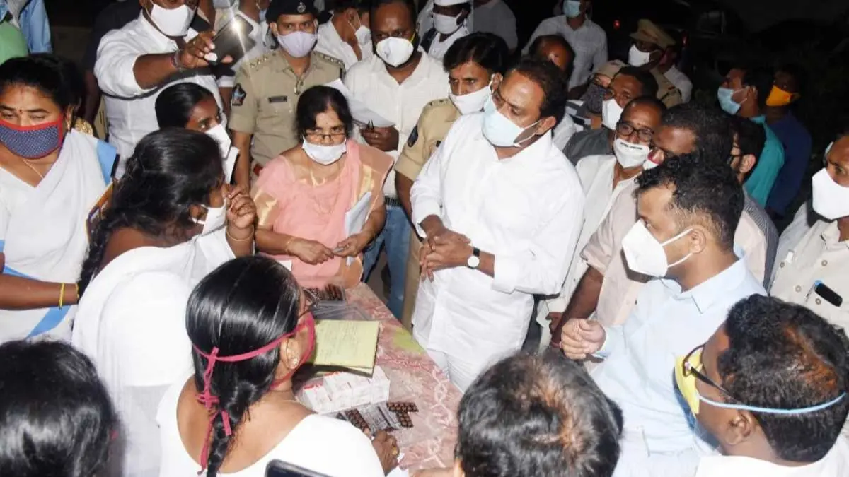 أصاب المئات.. مرض غامض يجتاح بلدة جنوب الهند (صور وفيديو)