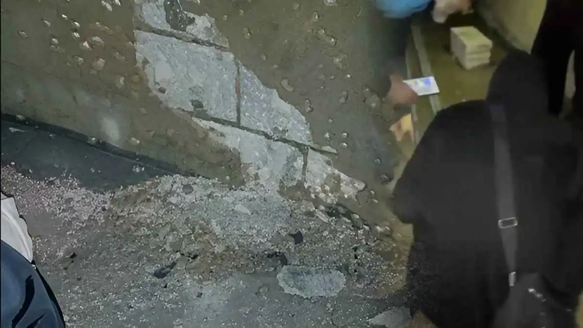 مسيرة إسرائيلية تلقي قنبلة على منزل في ياطر بجنوب لبنان (فيديو)