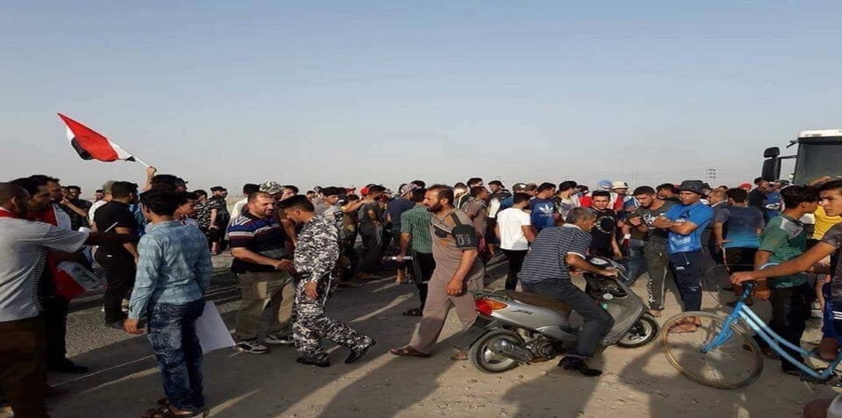 السيستاني يتضامن مع احتجاجات البصرة.. وأنباء عن إقالة قائد عملياتها