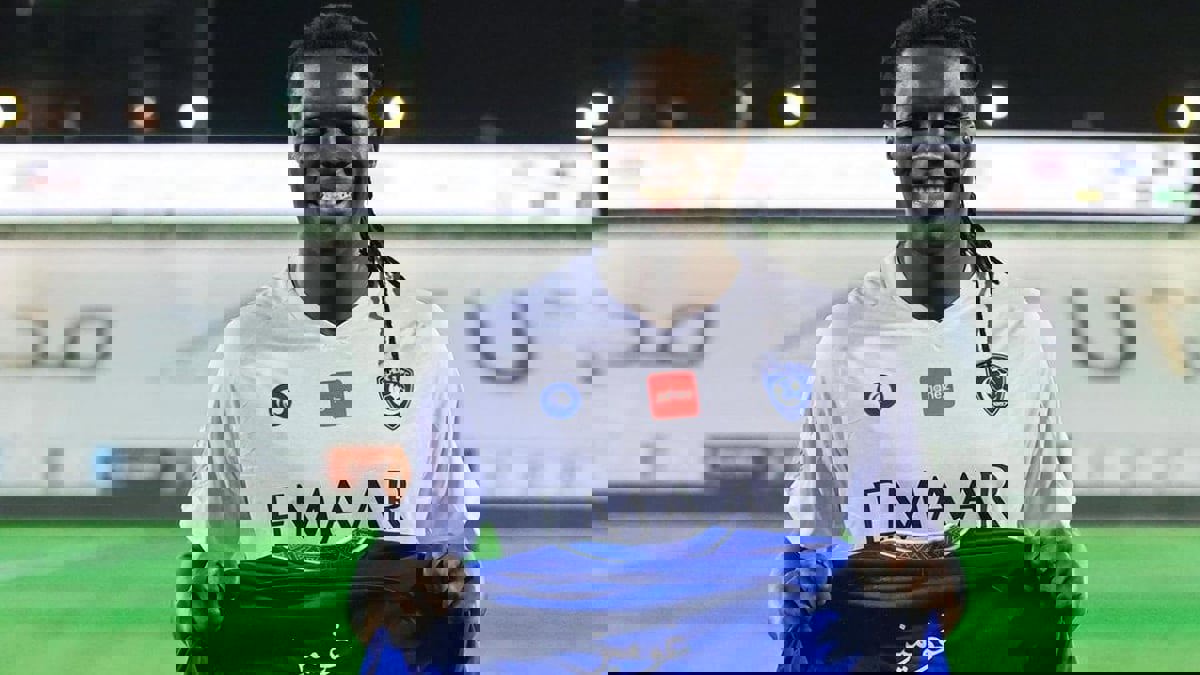 الهلال يقرر الإبقاء على بافيتيمبي غوميز