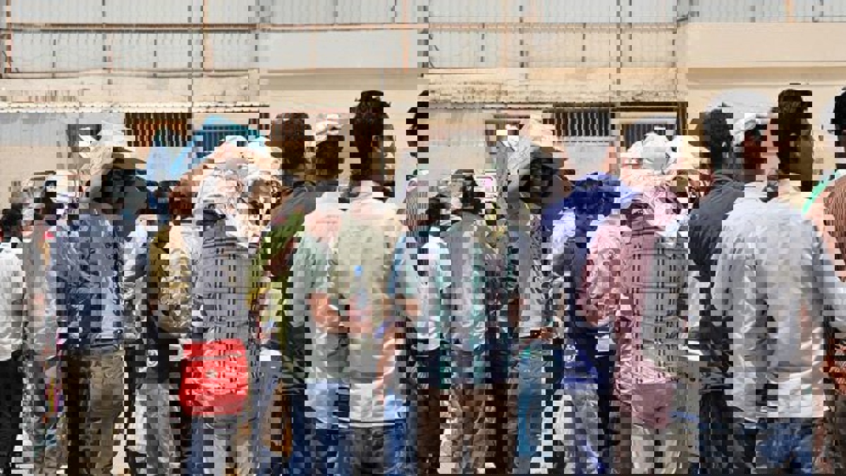 "العمالة السائبة" تتصدر أحاديث الكويتيين للحد من تفشي فيروس كورونا بالبلاد