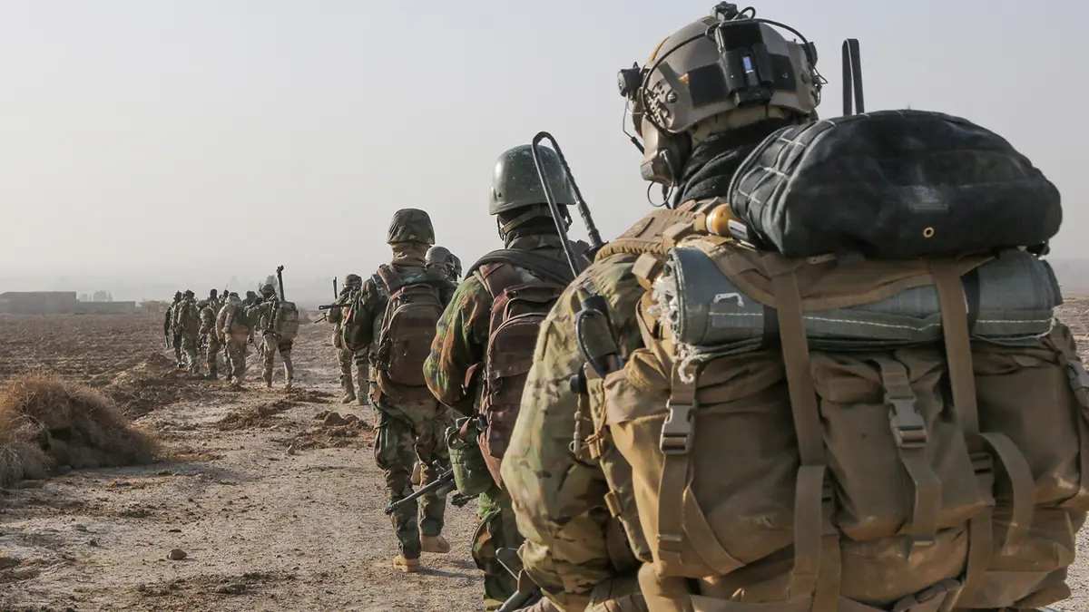 دبلوماسيون سابقون: انسحاب أمريكا من أفغانستان قد يشعل حربًا أهلية