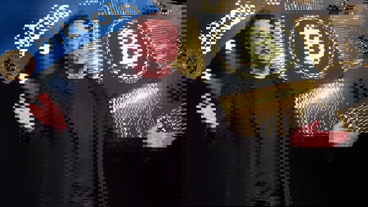 إيلون ماسك يقول إن بتكوين أفضل قليلا من حيازة النقد‎