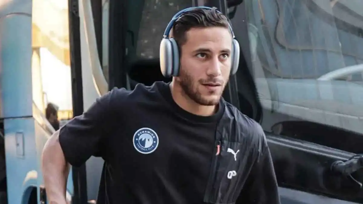 هناك جهل بالقانون.. خبير يكشف الحل الوحيد لإلغاء عقوبة رمضان صبحي (فيديو)