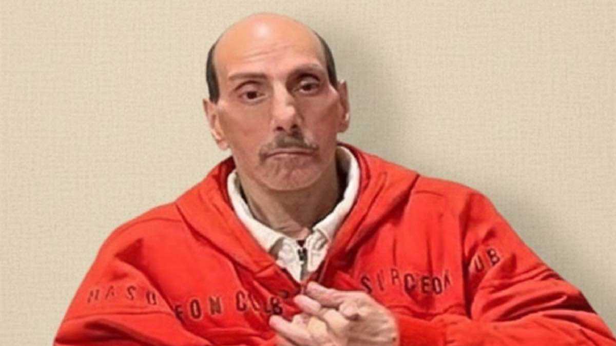 إلى جوار شقيقه زياد.. تفاصيل دفن نجل فيروز "هلي الرحباني"