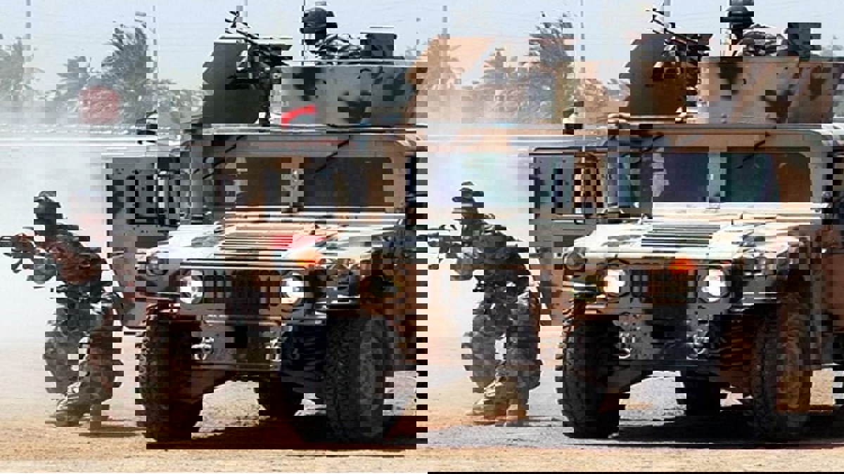 اعتقال جاسوس لداعش بين النازحين في الموصل العراقية