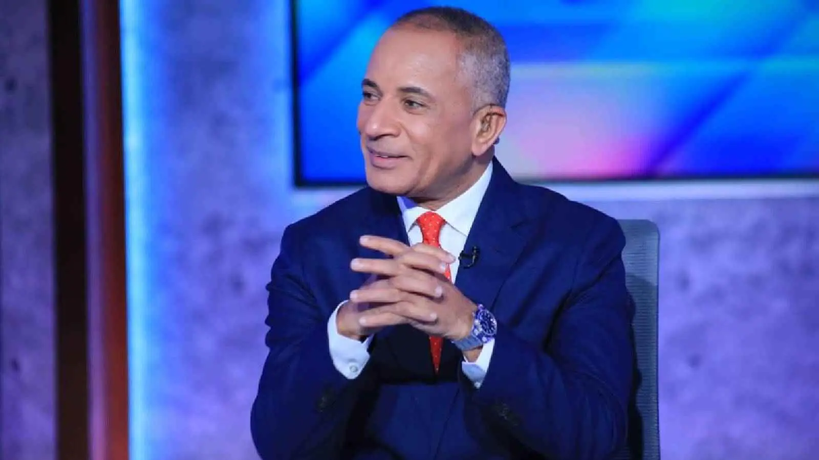 بسبب مخالفة قرار الرئيس والزمالك.. أحمد موسى يهاجم وزير الإسكان (فيديو)