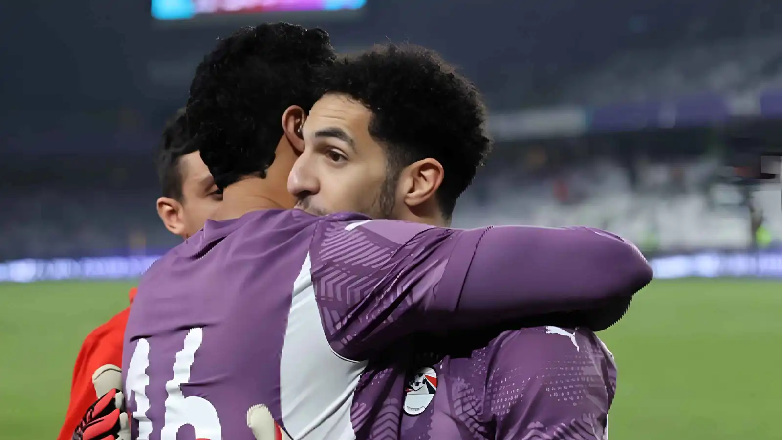 مصطفى شوبير يحرج الشناوي