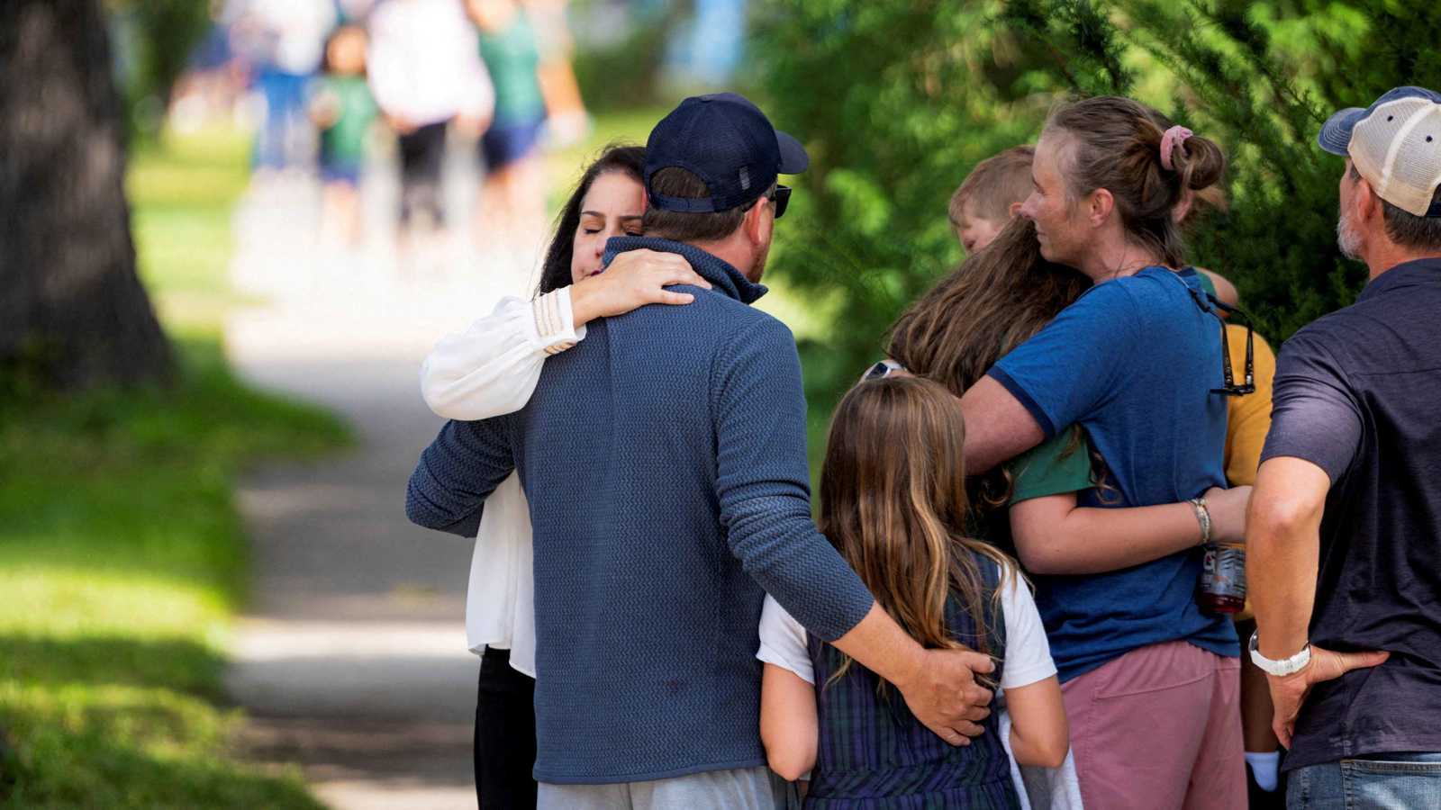 نفذه متحول جنسياً.. تفاصيل هجوم المدرسة الكاثوليكية بمينيابوليس (صور)