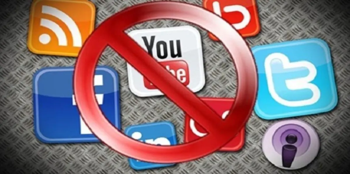 الجزائر تتراجع عن حجب مواقع التواصل الاجتماعي