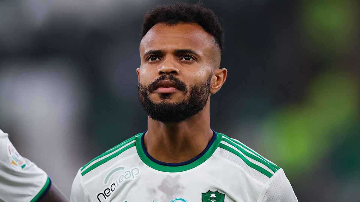 سر استبعاد علي مجرشي من قائمة مباراة الأهلي والقادسية