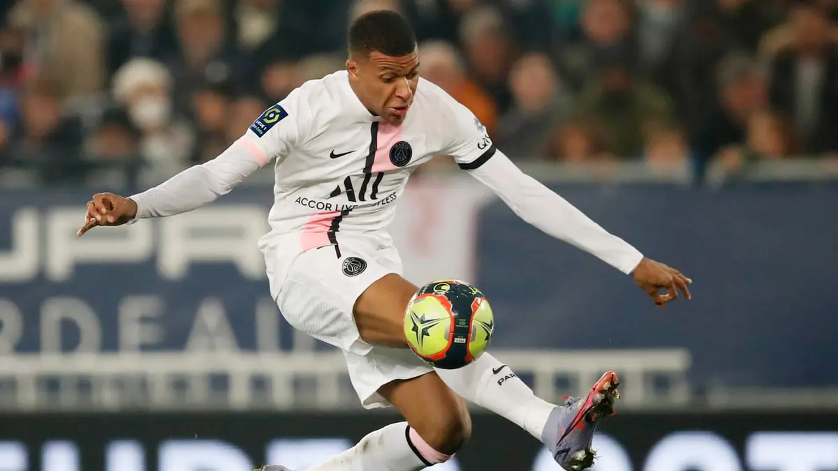 الصحف الرياضية: سترلينغ على بعد خطوة من برشلونة.. مبابي في يناير.. وثنائية تاريخية (صور)