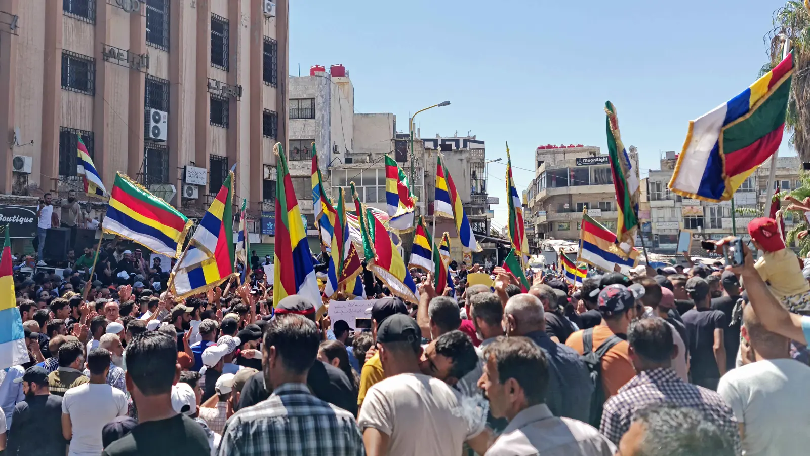 هل يفتح "العصيان الدرزي" شهية فصائل أخرى في سوريا؟