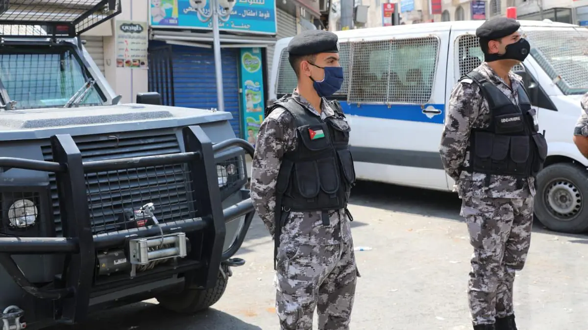 الأردن.. غرامات باهظة والسجن لمخالفي إجراءات مكافحة كورونا